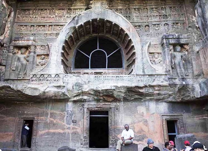 阿旃陀石窟 AJANTA CAVES